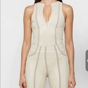 Maniere De Voir two piece set